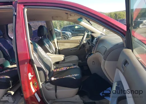 2009 Toyota Sienna Ce z USA, uszkodzony, nr VIN 5TDZK23C79S279511